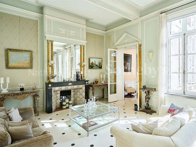 Maison Lille - 6 chambres - 1100m²