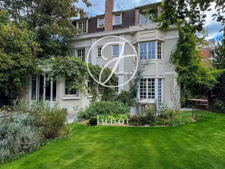 Maison Lille - 6 chambres - 265m²