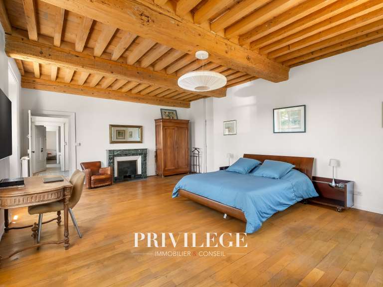 Maison Limas - 8 chambres - 520m²