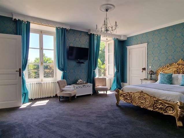 Château Limoges - 9 chambres - 700m²