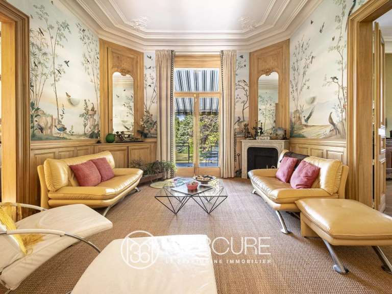 Property Limoges - 360m²