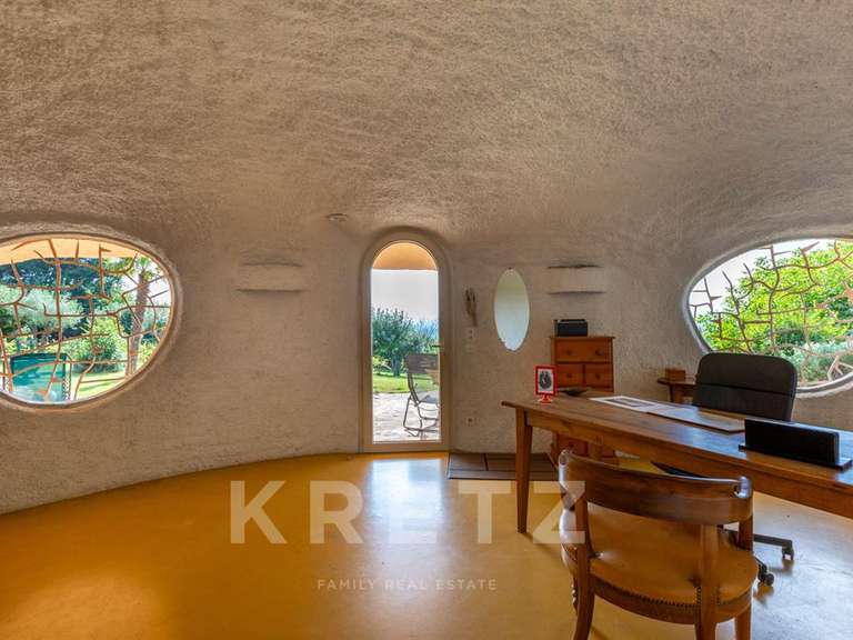 House Limonest - 5 bedrooms - 220m²