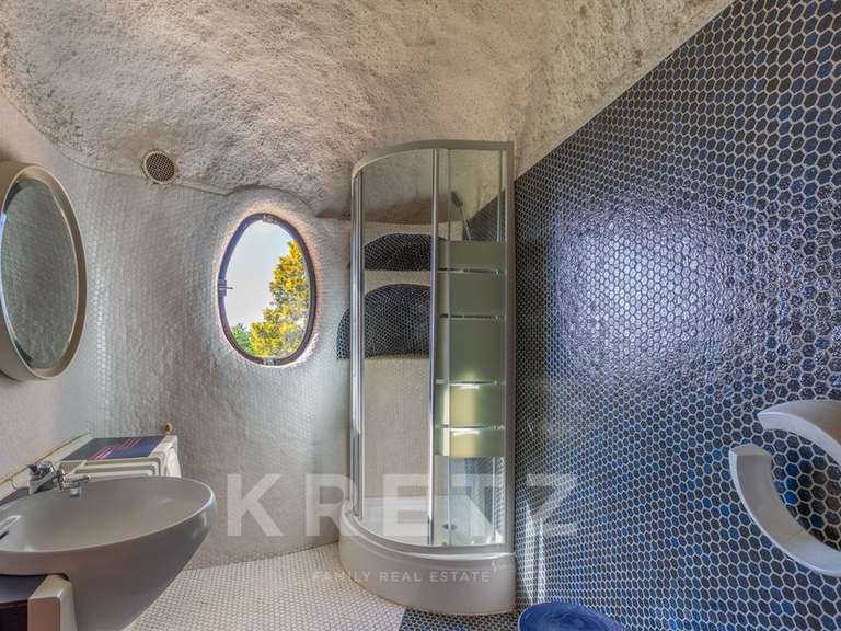 House Limonest - 5 bedrooms - 220m²