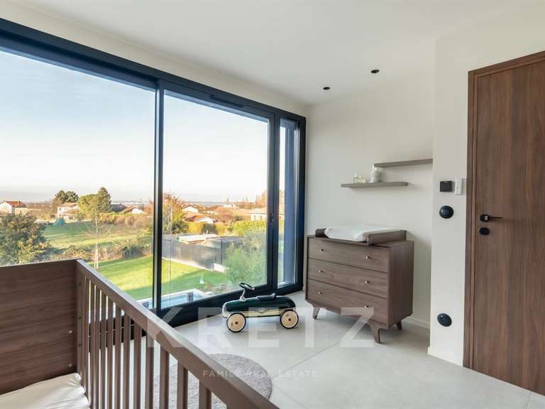 Maison Limonest - 5 chambres - 200m²