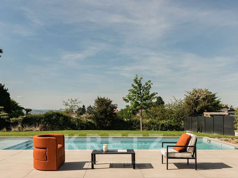 Maison Limonest - 5 chambres - 200m²