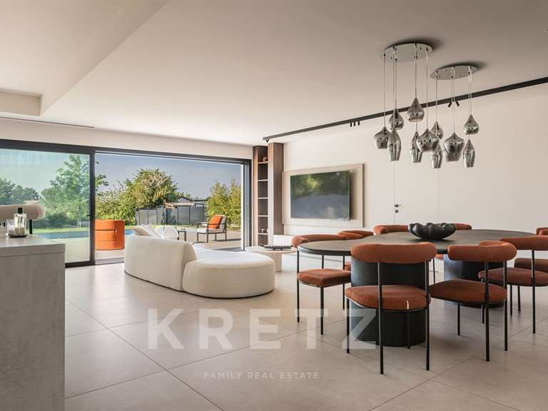 Maison Limonest - 5 chambres - 200m²
