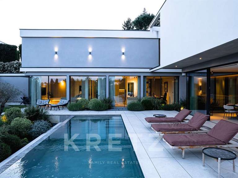 Maison Limonest - 5 chambres - 365m²