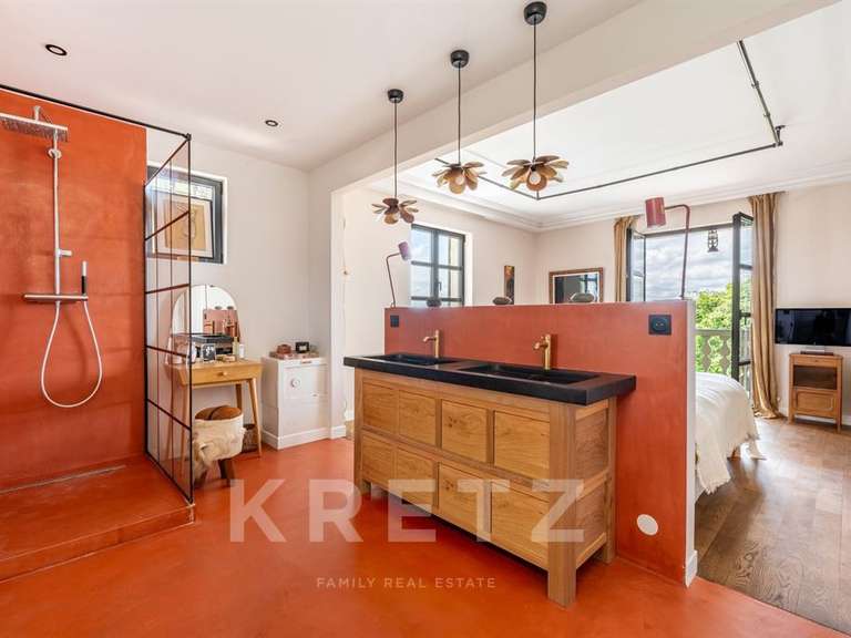 Maison Limonest - 5 chambres - 436m²