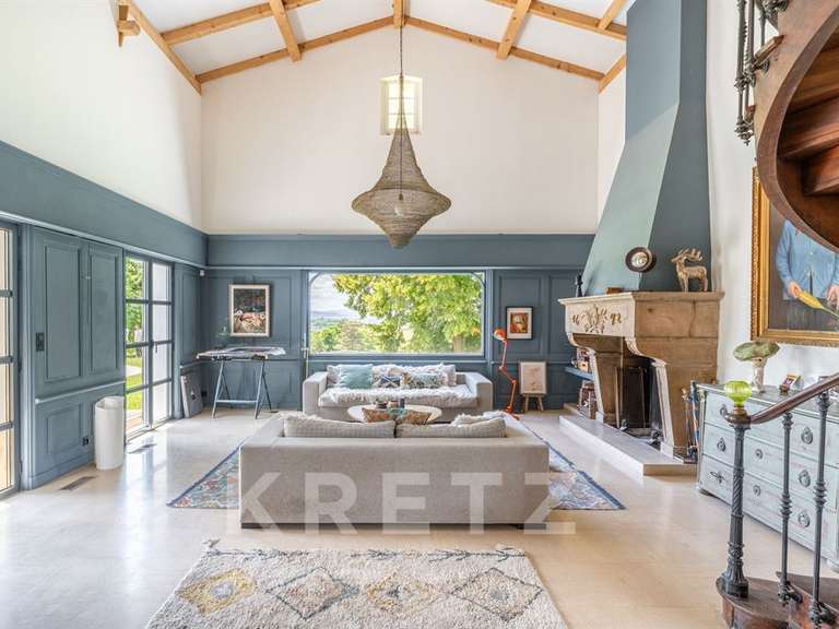 Maison Limonest - 5 chambres - 436m²