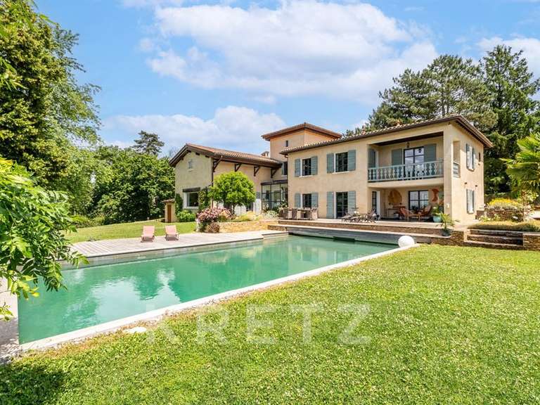 Maison Limonest - 5 chambres - 436m²