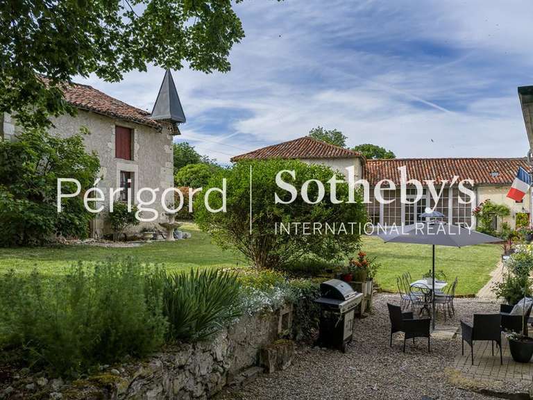 Maison Lisle - 9 chambres - 530m²