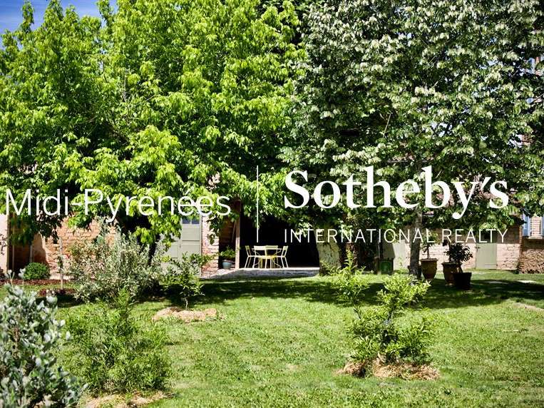 Maison Lisle-sur-Tarn - 5 chambres - 265m²