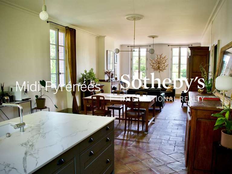 Maison Lisle-sur-Tarn - 5 chambres - 265m²