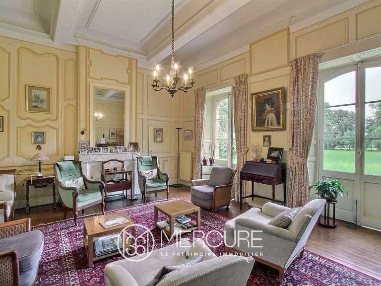 Castle Lissac - 12 bedrooms - 640m²