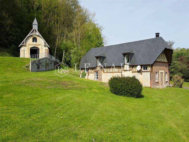 Château Livarot - 12 chambres - 700m²