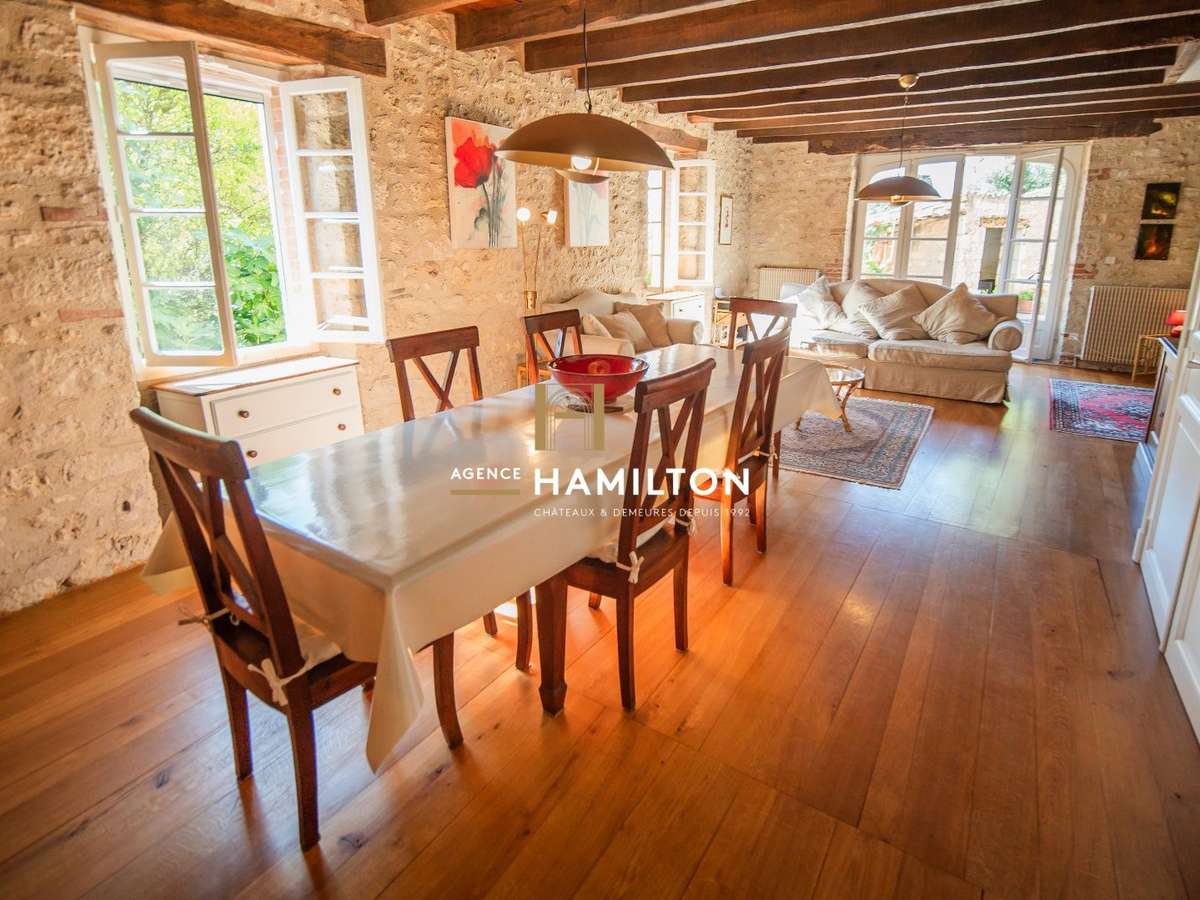 Maison Livers-Cazelles