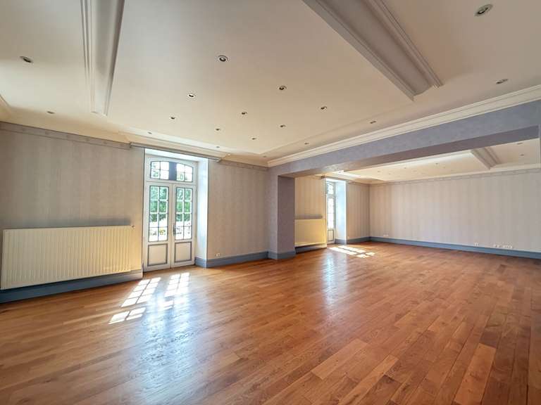 Maison Lizant - 8 chambres - 642m²