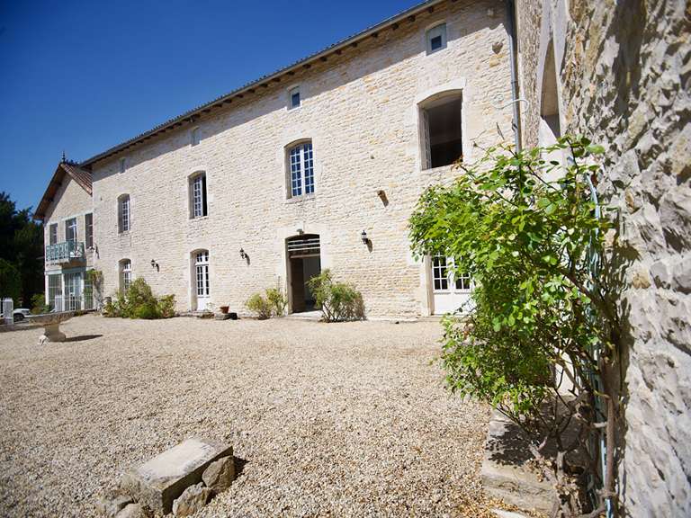 Maison Lizant - 8 chambres - 642m²