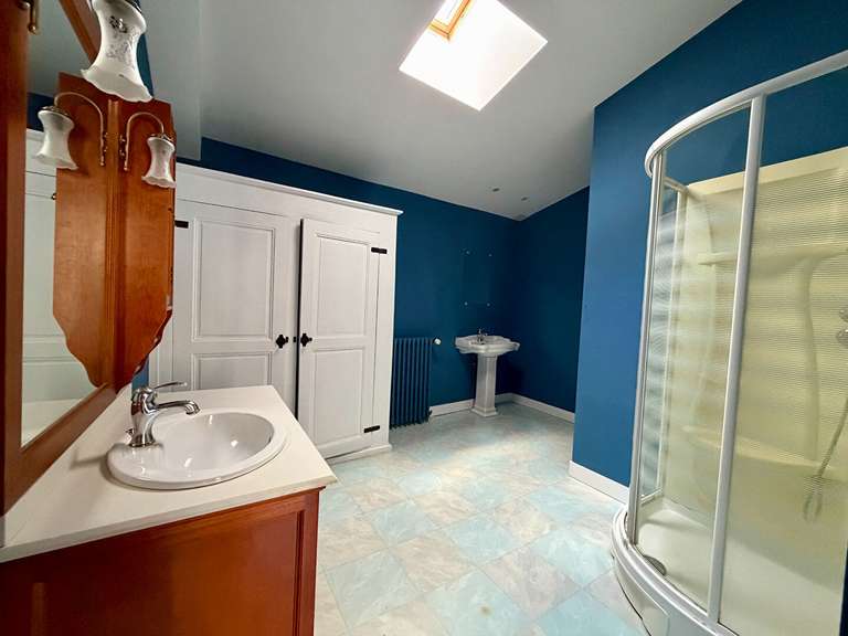 Maison Lizant - 8 chambres - 642m²