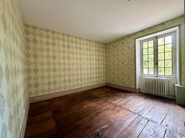 Maison Lizant - 8 chambres - 642m²