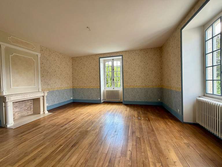 Maison Lizant - 8 chambres - 642m²
