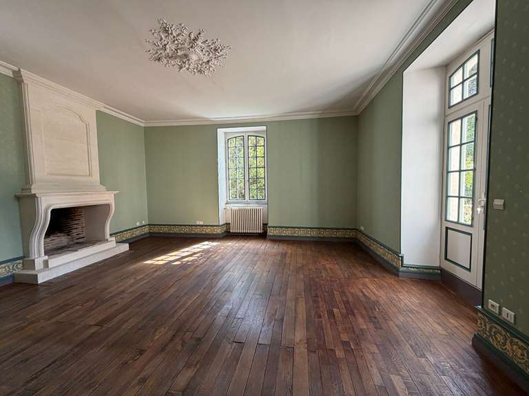 Maison Lizant - 8 chambres - 642m²