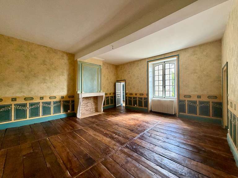 Maison Lizant - 8 chambres - 642m²