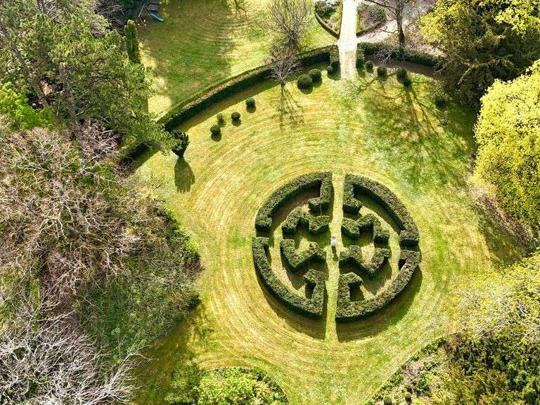 Castle Loches - 8 bedrooms - 494m²