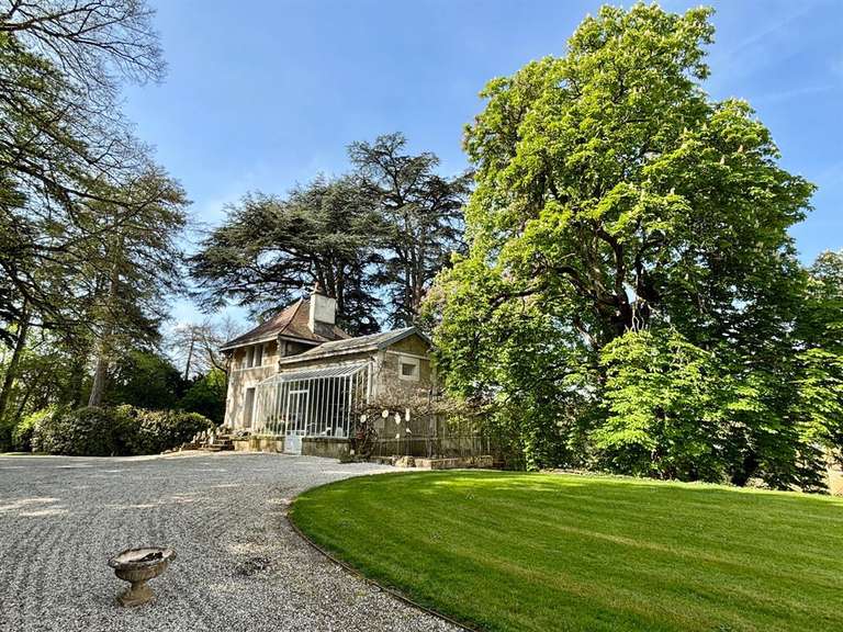 Castle Loches - 8 bedrooms - 494m²