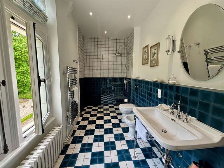 Castle Loches - 8 bedrooms - 494m²