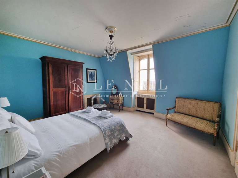 Maison Loches - 7 chambres - 240m²