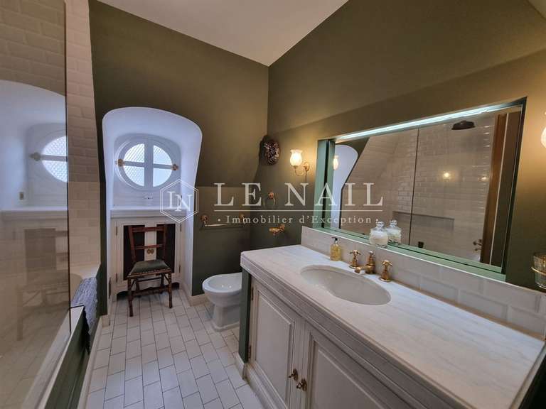 Maison Loches - 7 chambres - 240m²