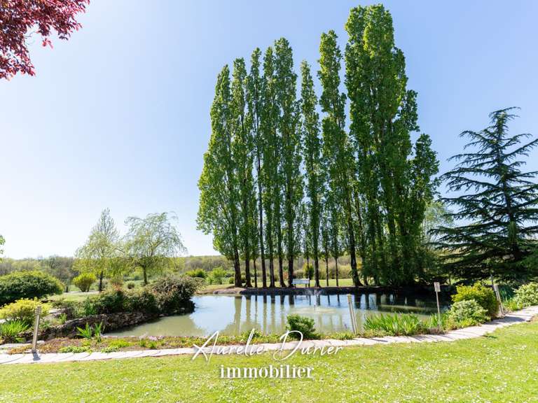 Maison Loches - 7 chambres - 249m²