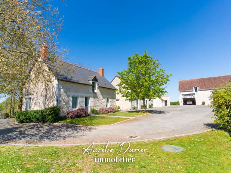 Maison Loches - 7 chambres - 249m²