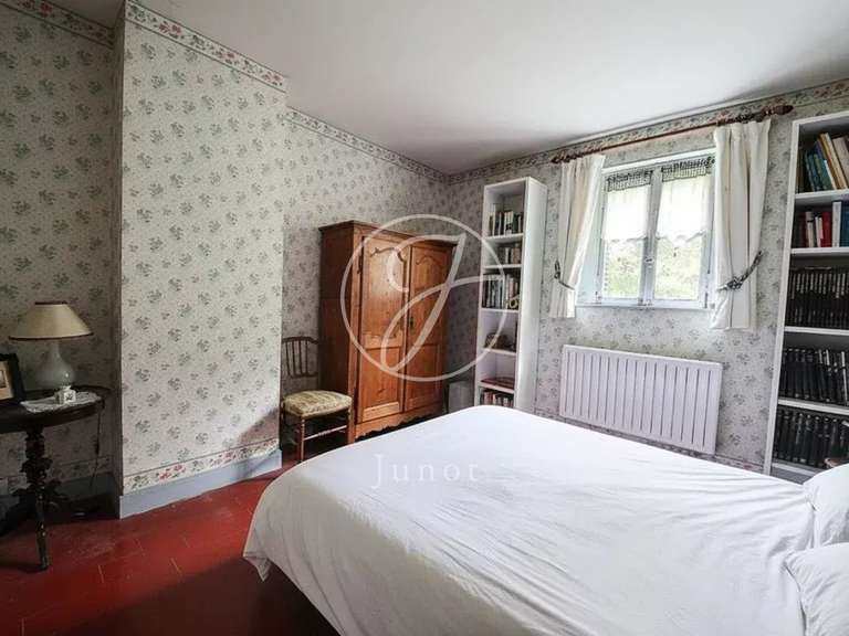 Propriété Loches - 8 chambres - 263m²