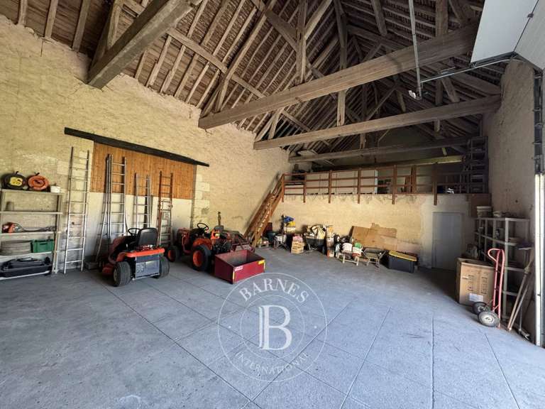 Propriété Loches - 6 chambres - 248m²