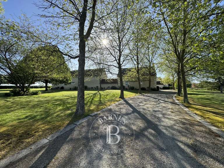 Propriété Loches - 6 chambres - 248m²