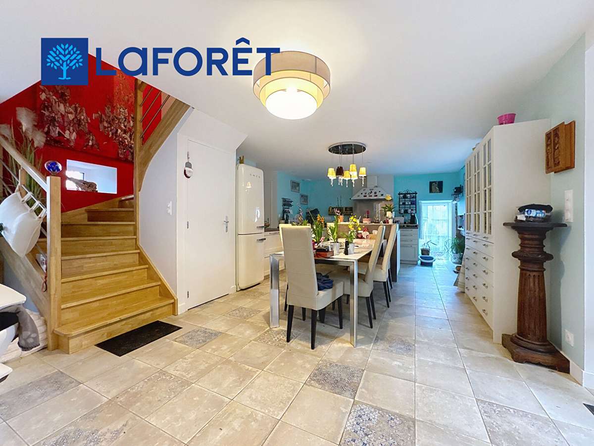 Maison Locoal-Mendon