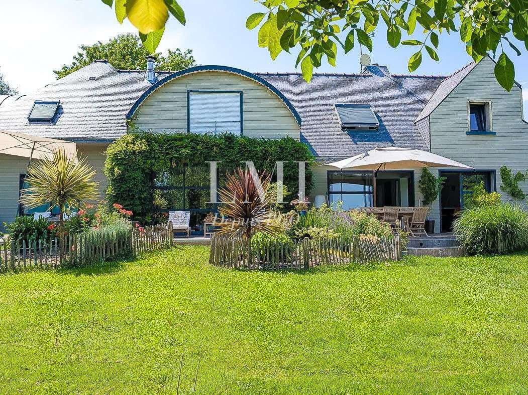 Maison Locoal-Mendon