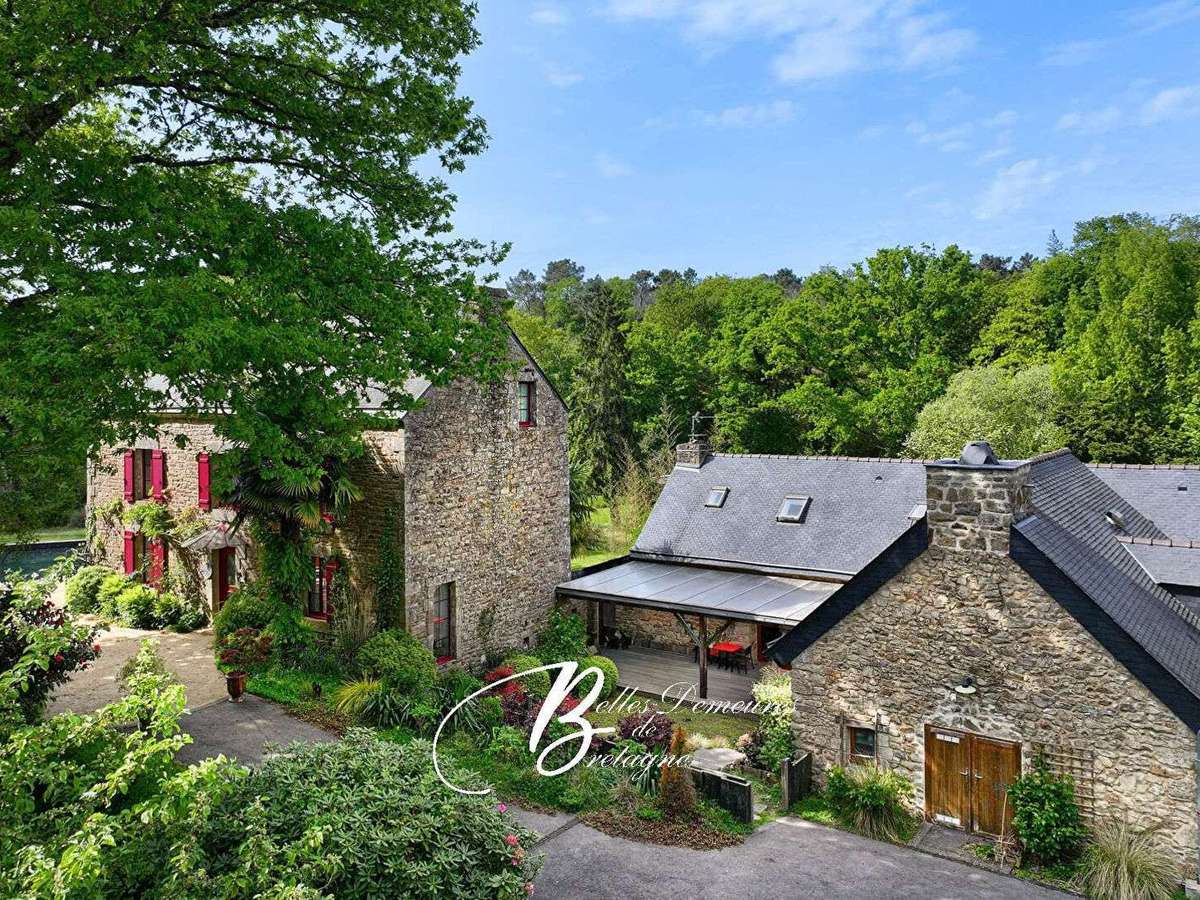 Moulin Locoal-Mendon