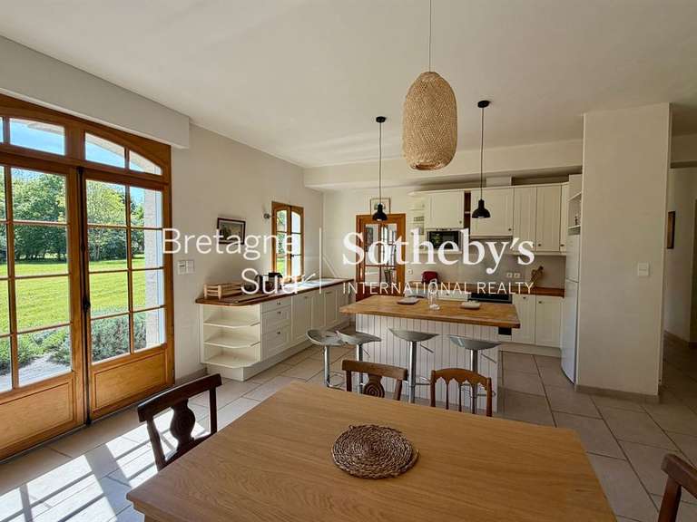 Propriété Loctudy - 5 chambres - 200m²