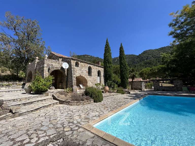Maison Lodève - 2 chambres - 140m²