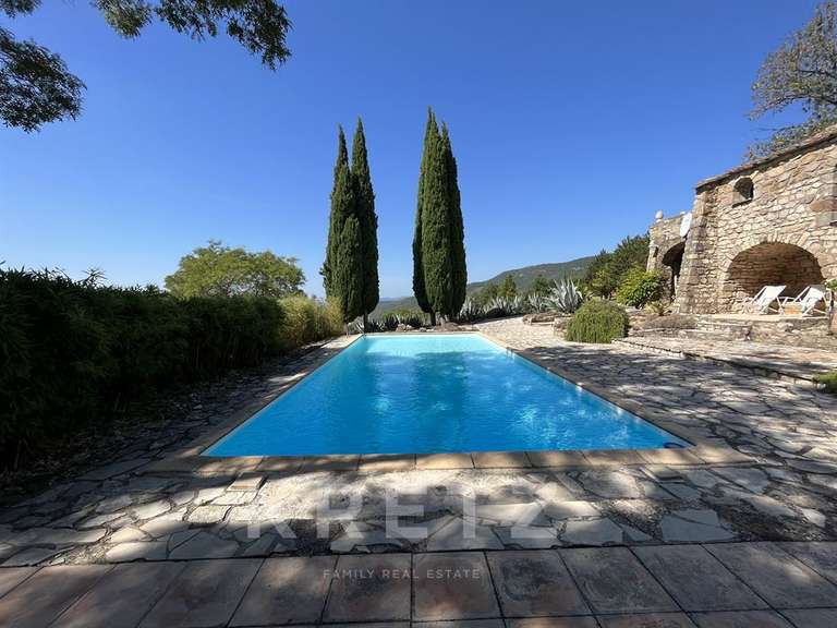 Maison Lodève - 2 chambres - 140m²