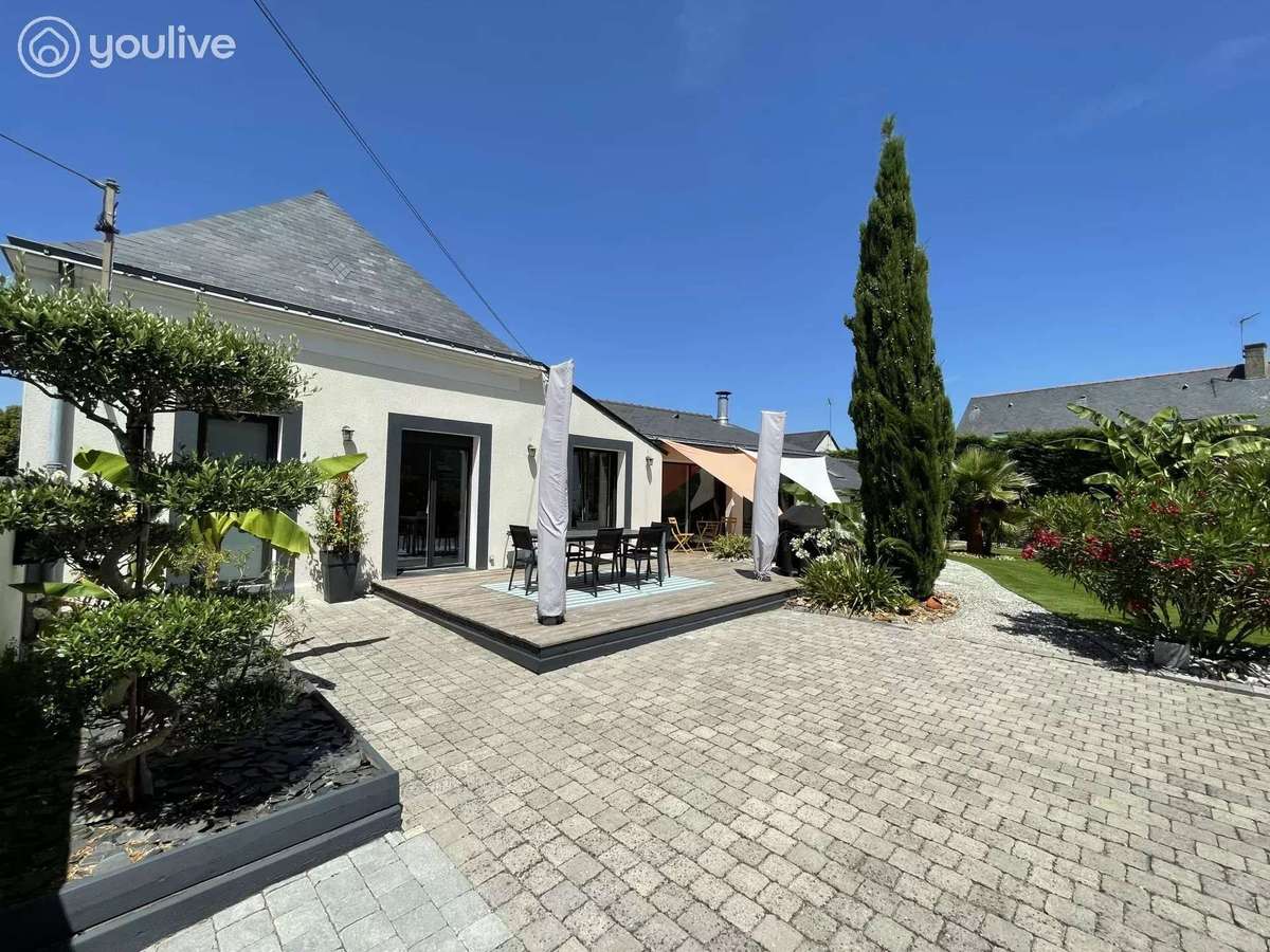 House Loire-Authion