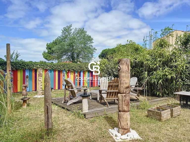 Maison Longeville-sur-Mer - 5 chambres - 203m²