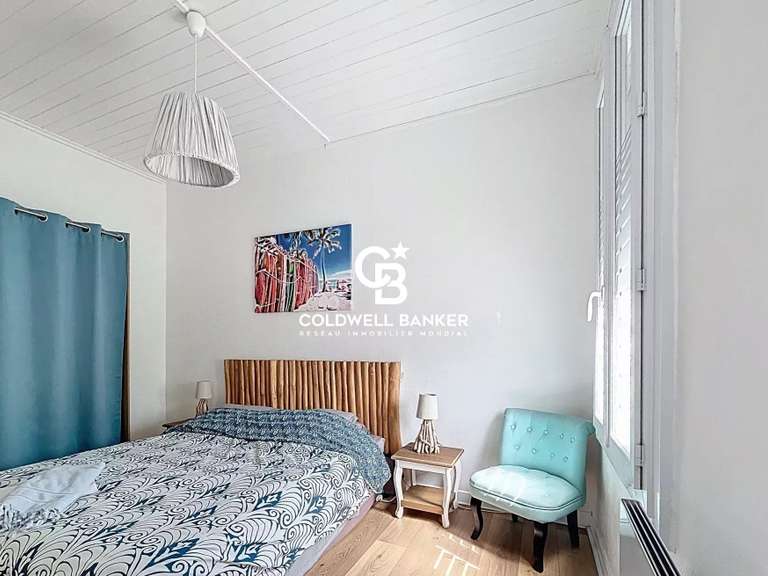 Maison Longeville-sur-Mer - 5 chambres - 203m²