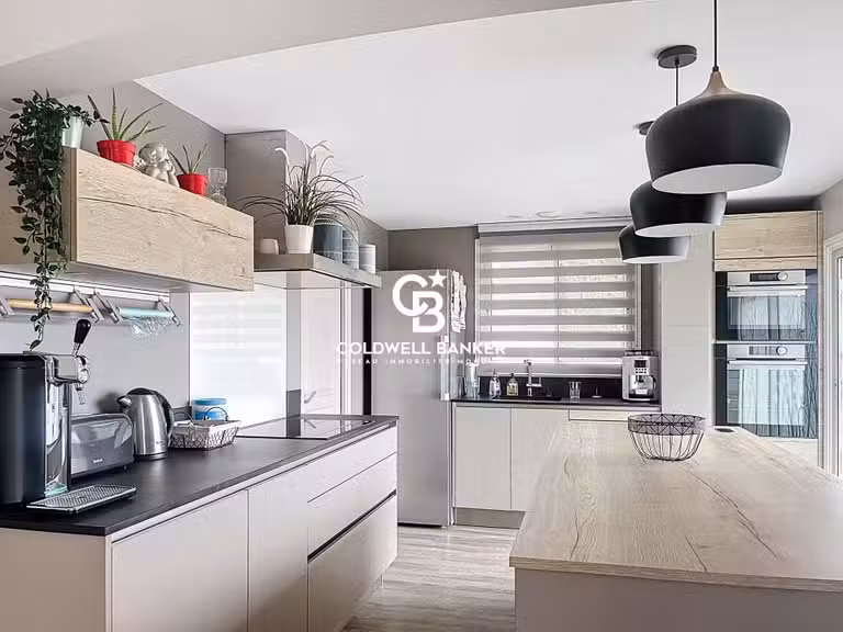 Maison Longeville-sur-Mer - 4 chambres - 170m²
