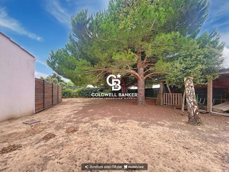 Maison Longeville-sur-Mer - 4 chambres - 170m²