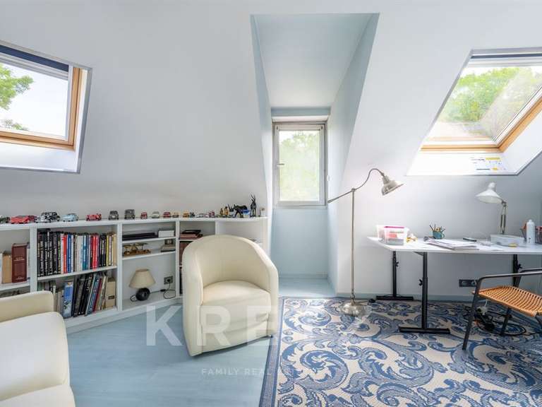 Maison Longpont-sur-Orge - 5 chambres - 510m²