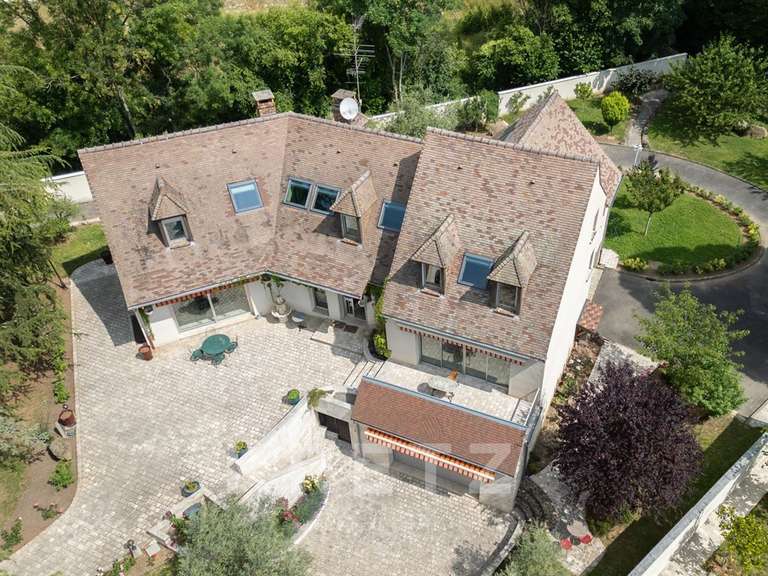 Maison Longpont-sur-Orge - 5 chambres - 510m²